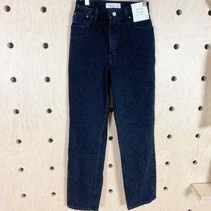 Abercrombie & Fitch The 90's Straight High-Rise Jeans Size 25 NWT Curve Love